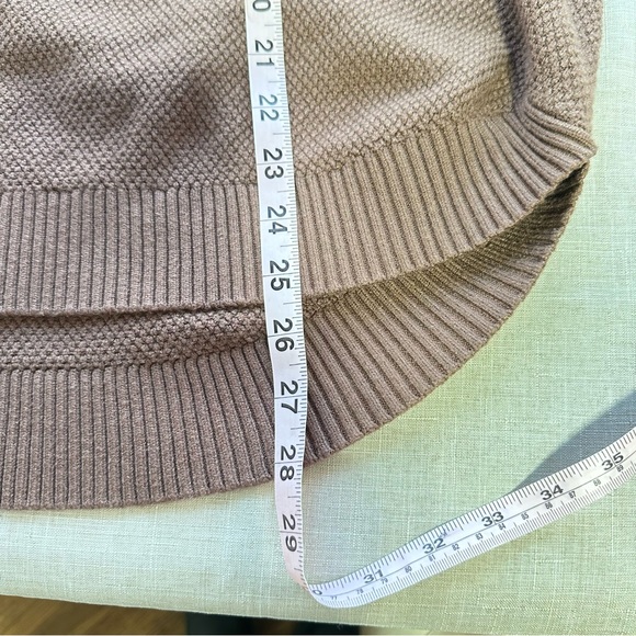 Merokeety Sweater - Picture 5 of 6